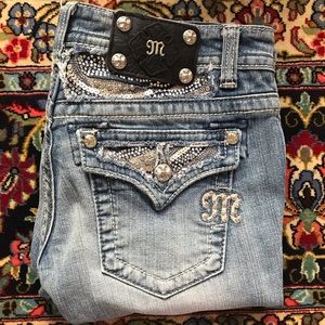 NWOT Miss Me Buckle Exclusive Jeans (offers okay)